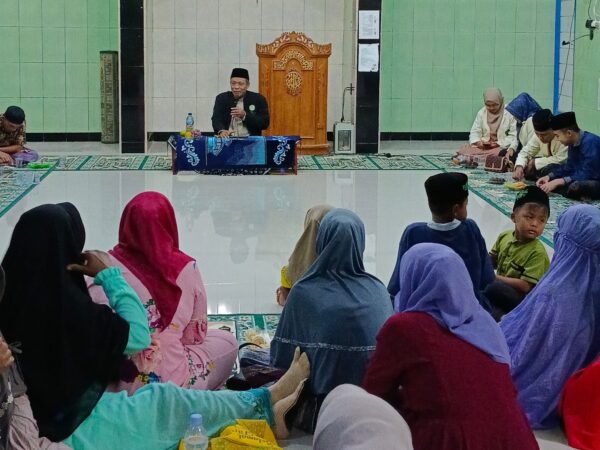 Kajian Dalam Rangka Memperingati Tahun Baru Hijriah 1446 Di Masjid Al-Fatah Desa Tritih Lor